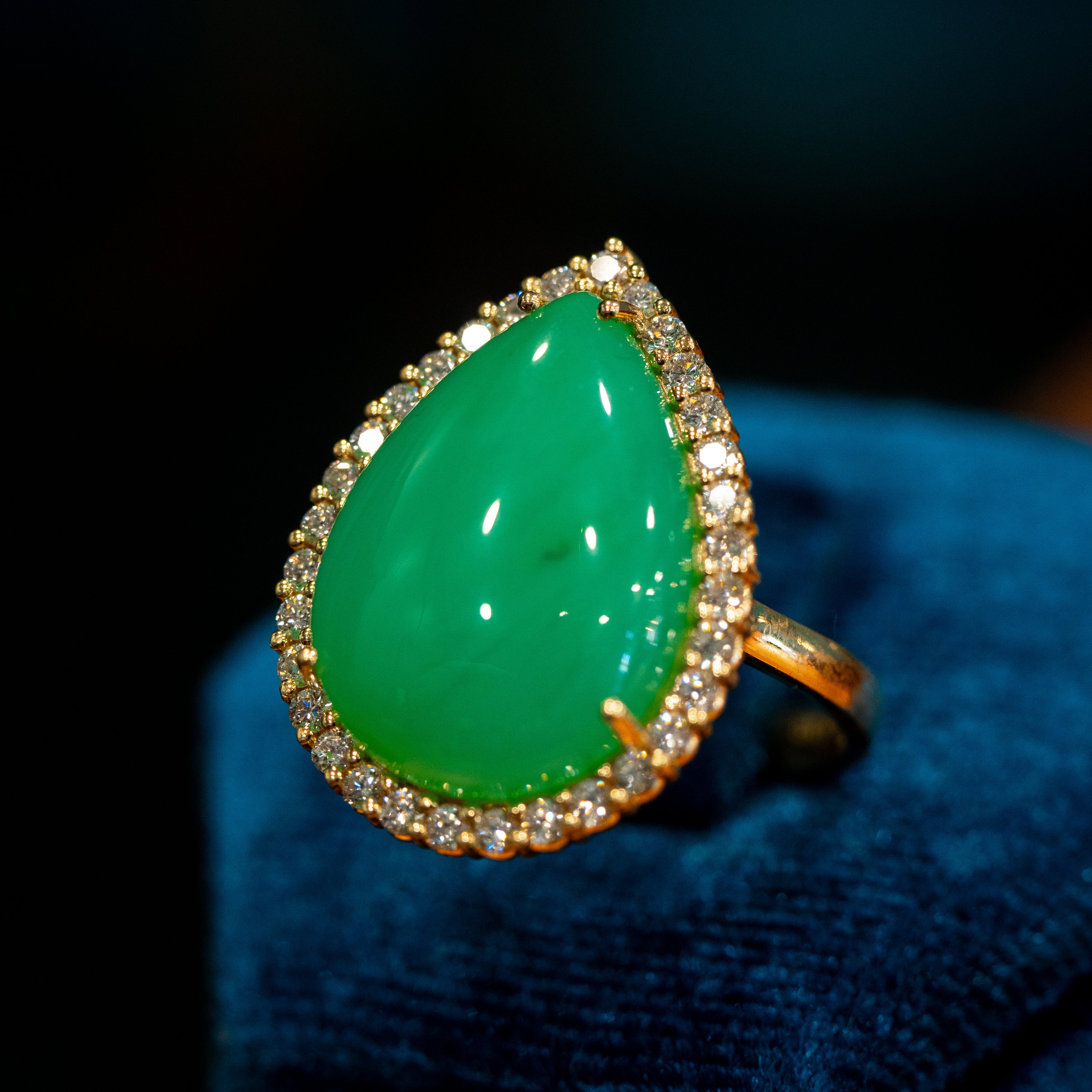 Anello Goccia di Primavera - Crisoprasio e Diamanti