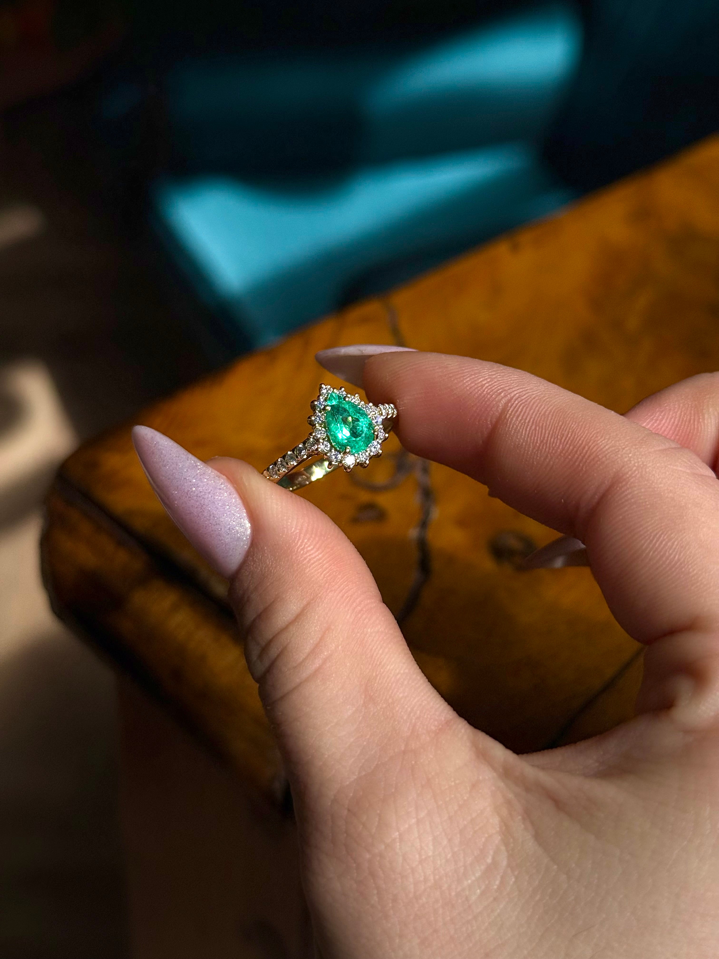 Anello Emerald Beauty