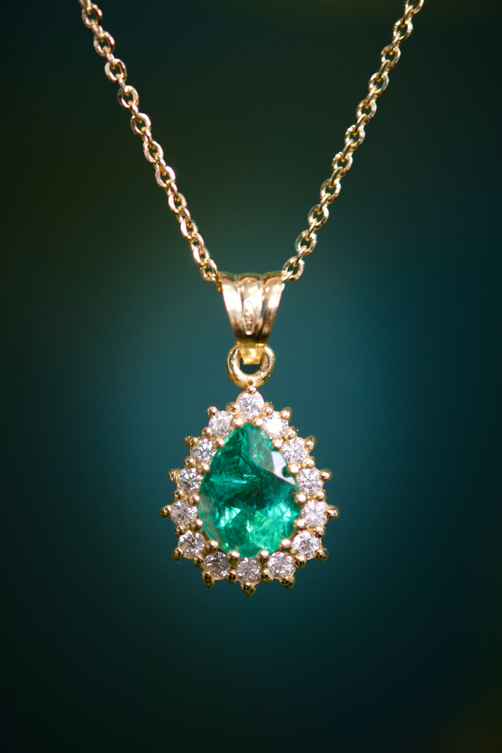 Collana Émera