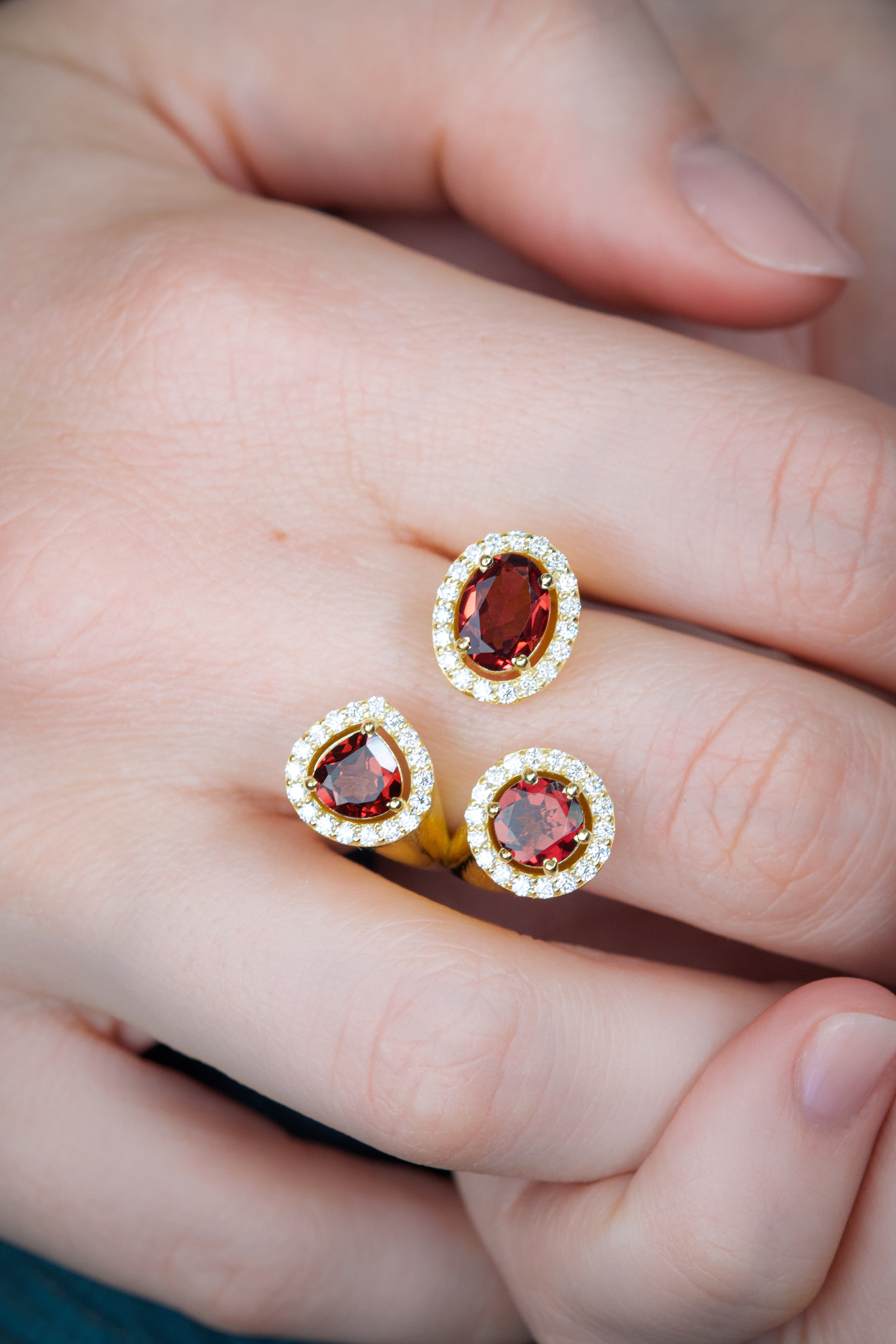 Anello Tre gemme