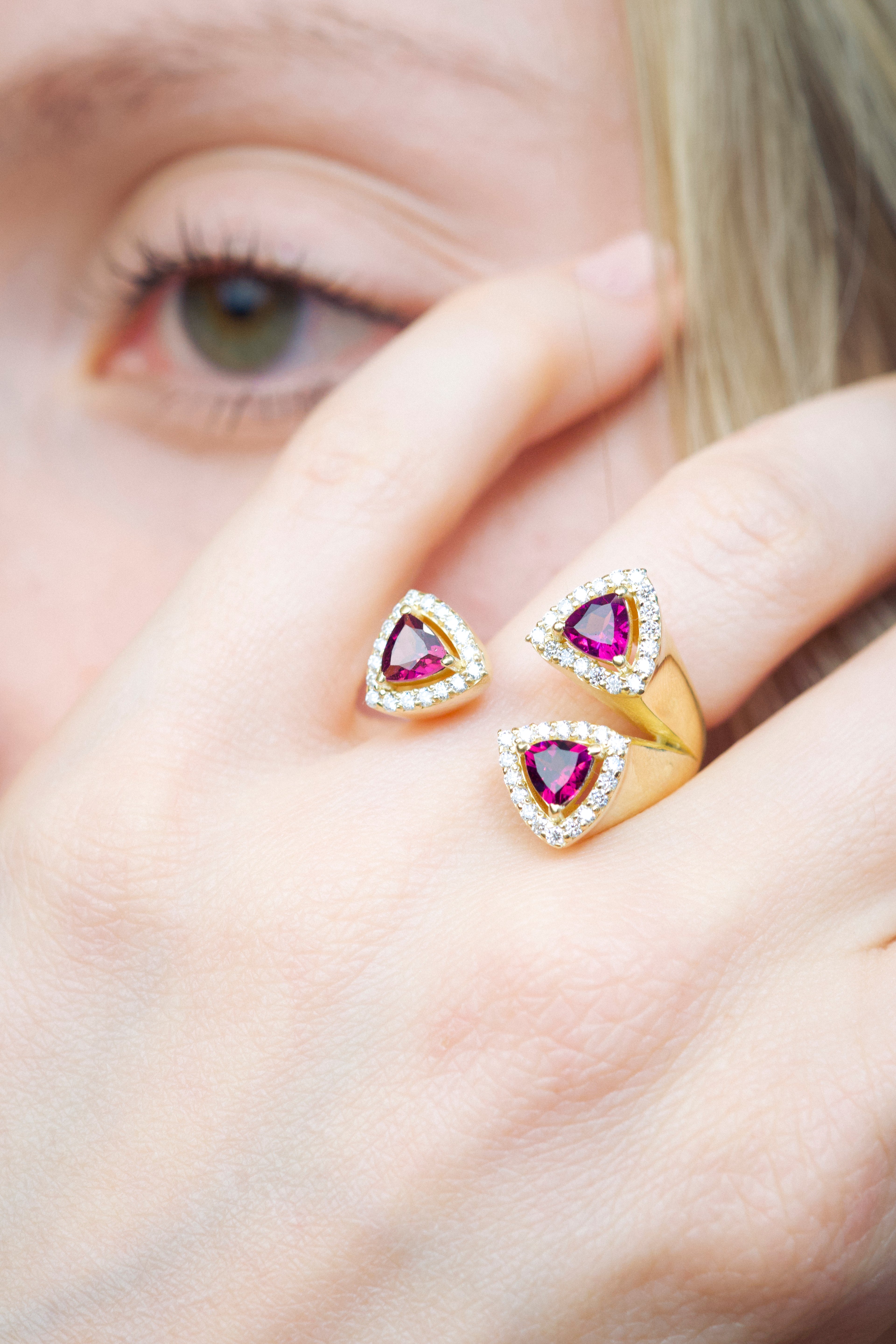 Anello Tre gemme