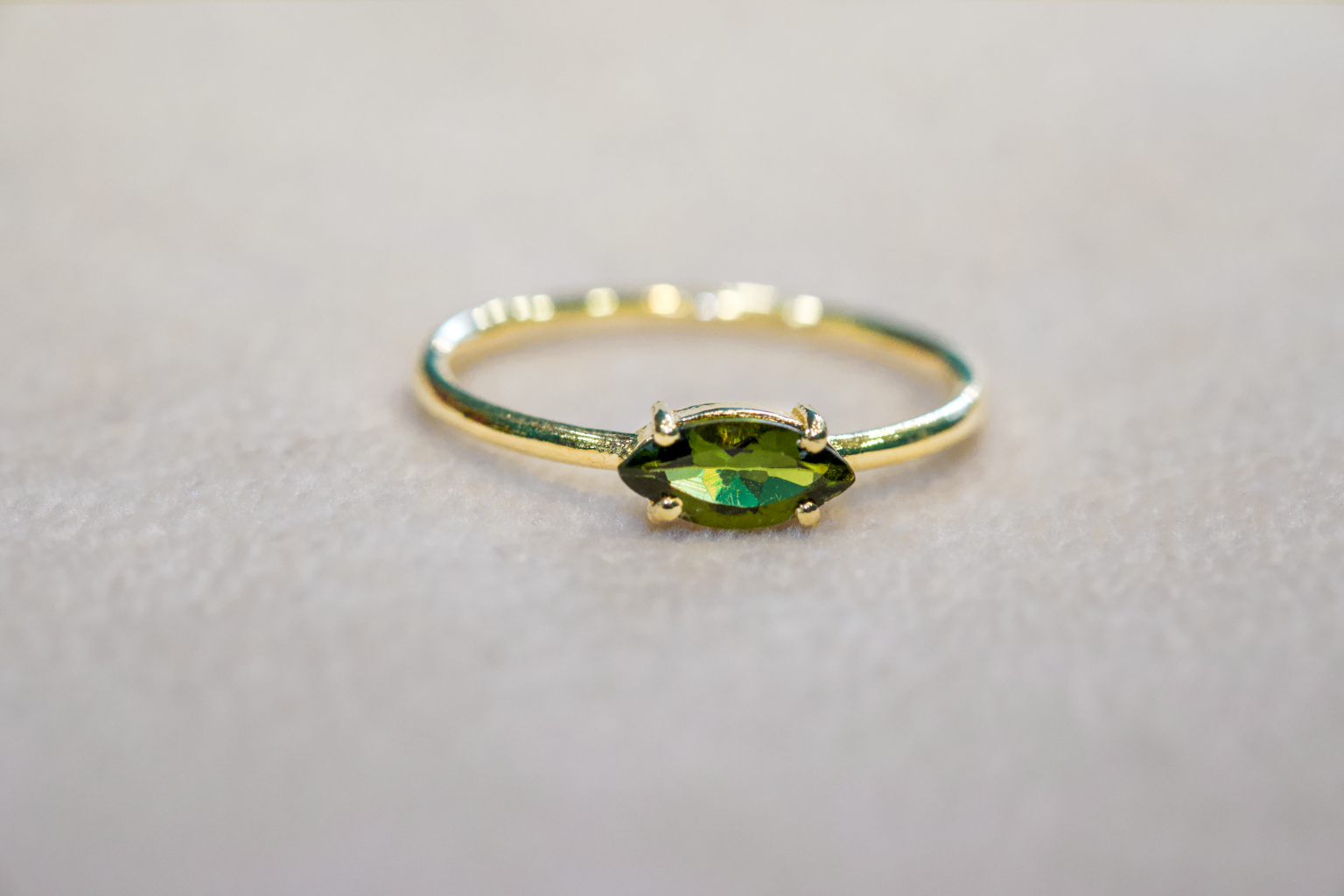 Anello Marquise