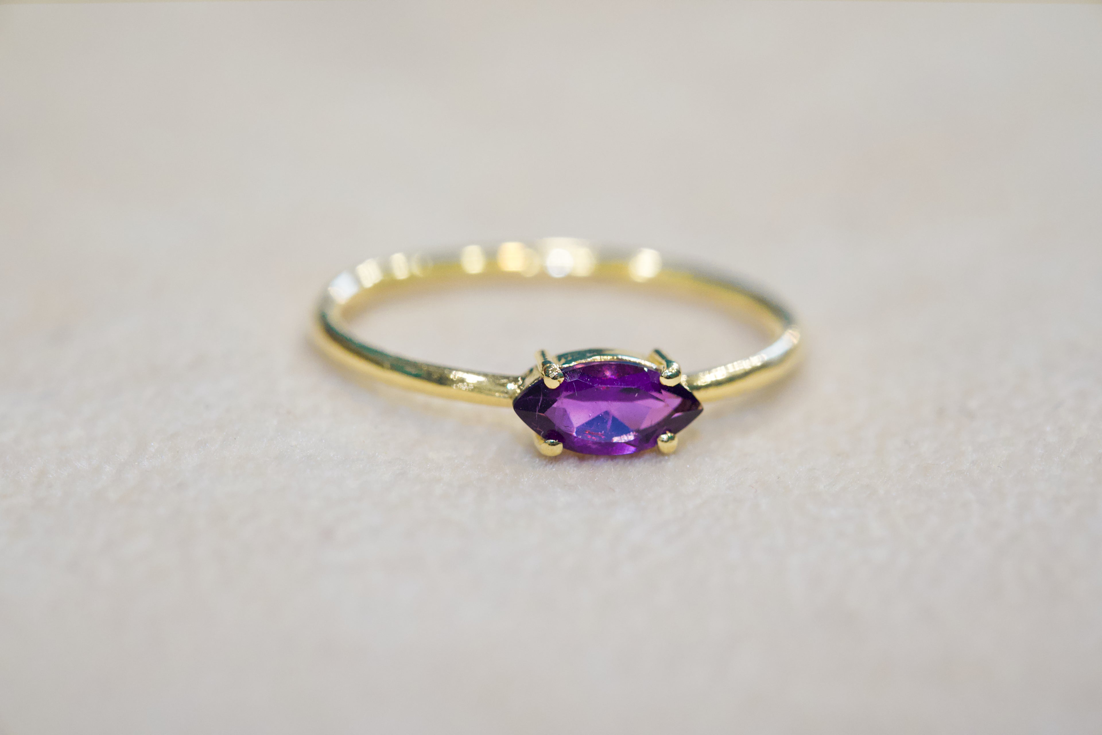 Anello Marquise