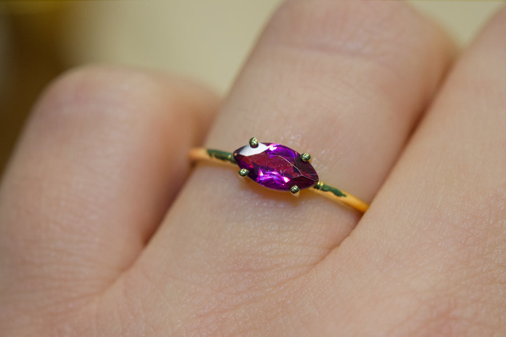 Anello Marquise