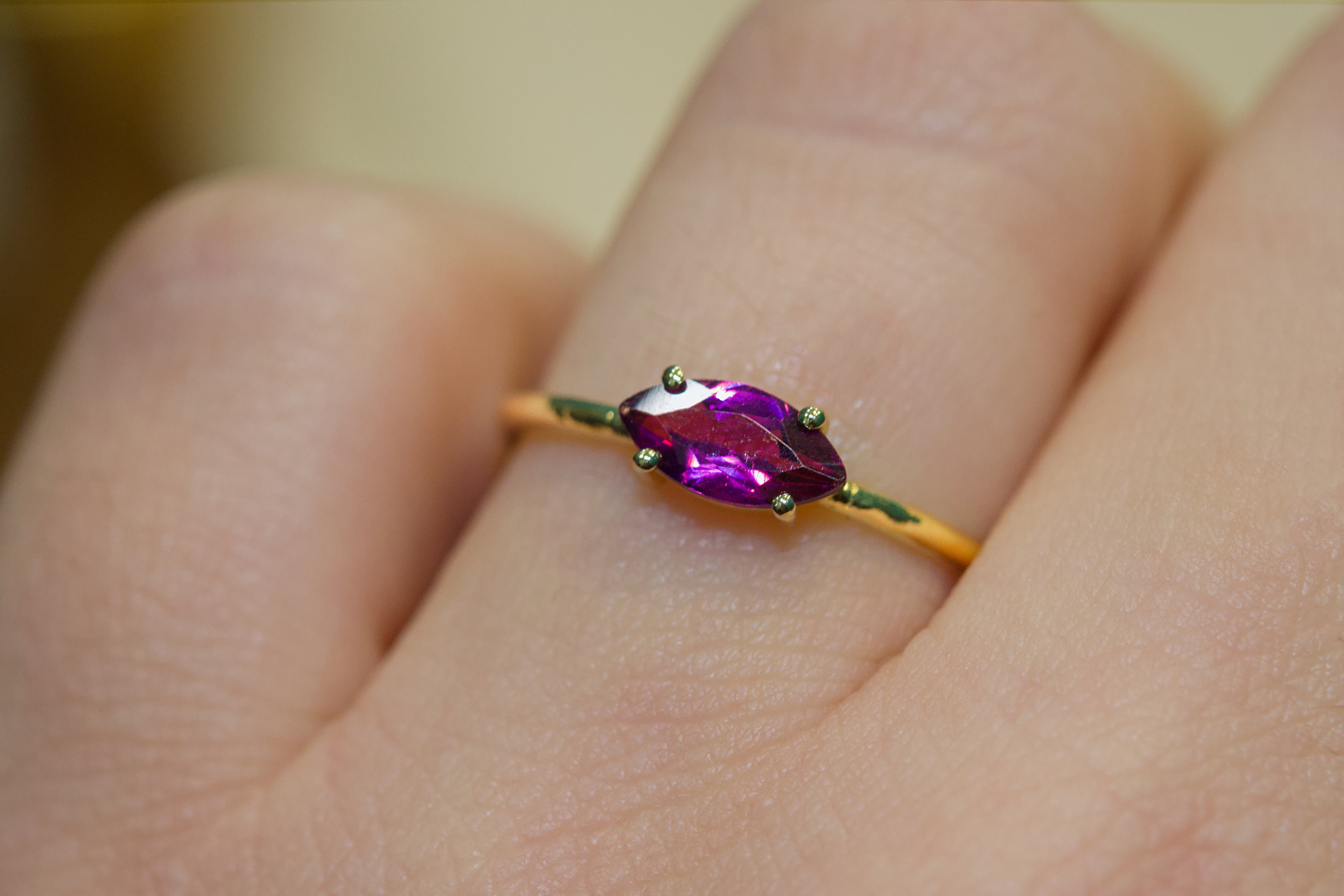 Anello Marquise