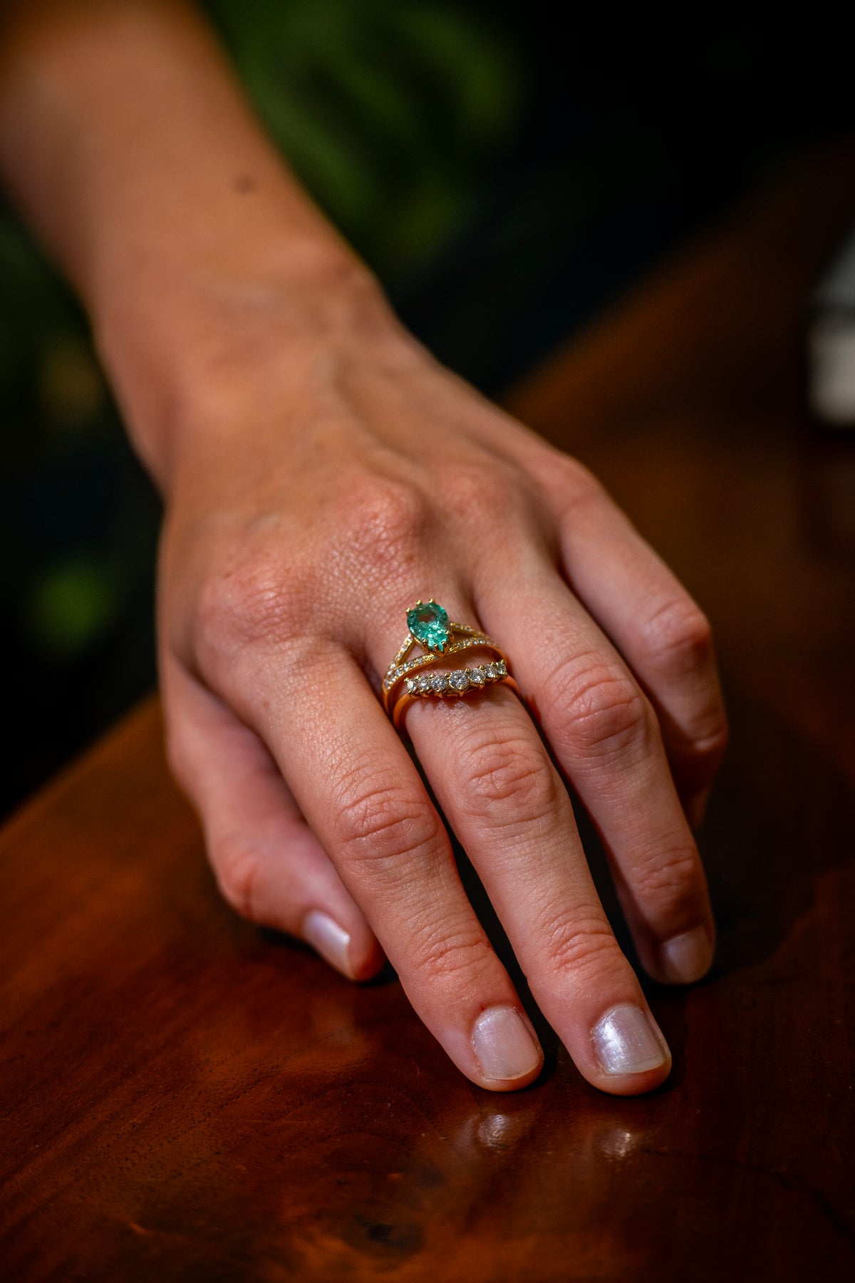 Anello Emerald Twist