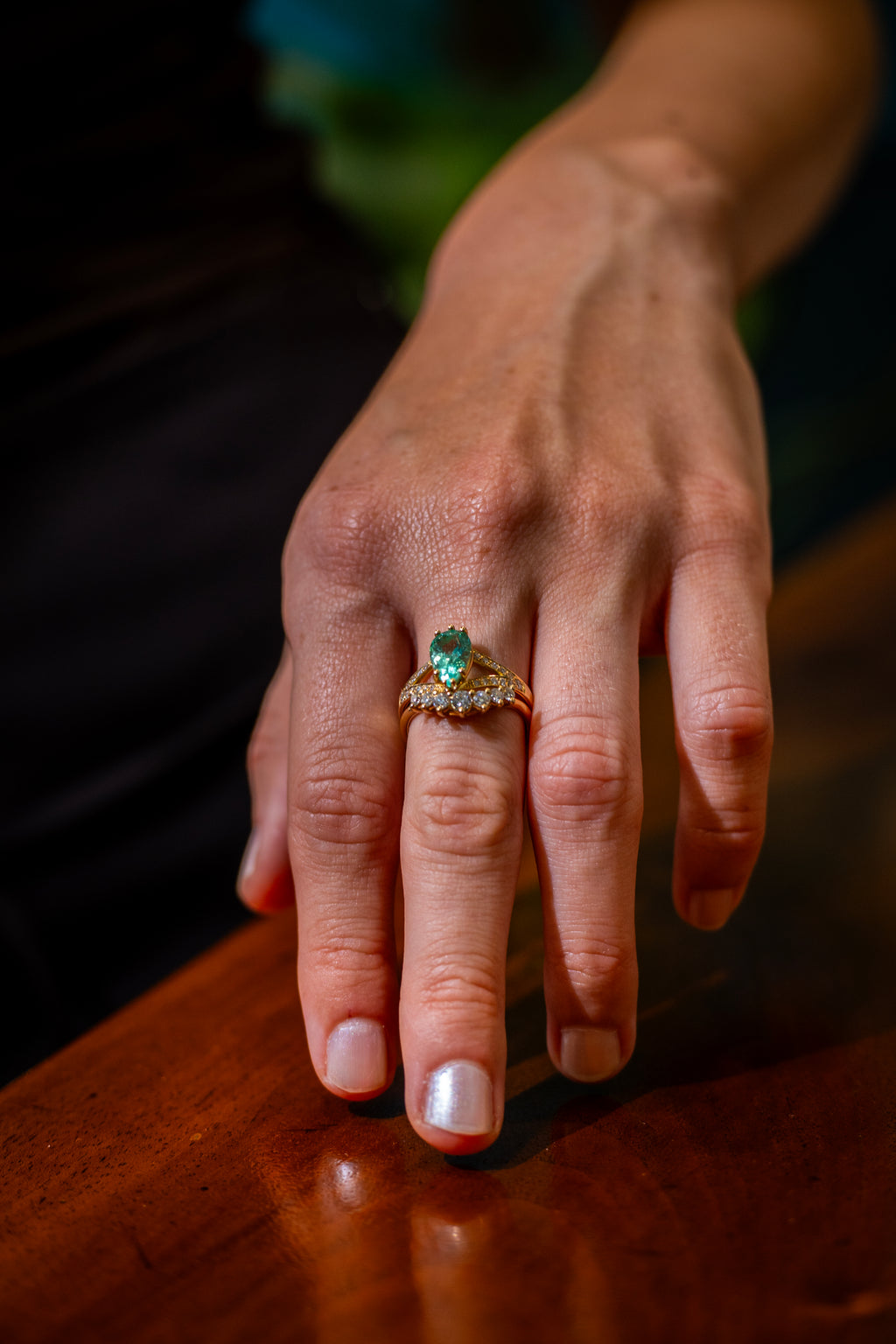 Anello Emerald Twist